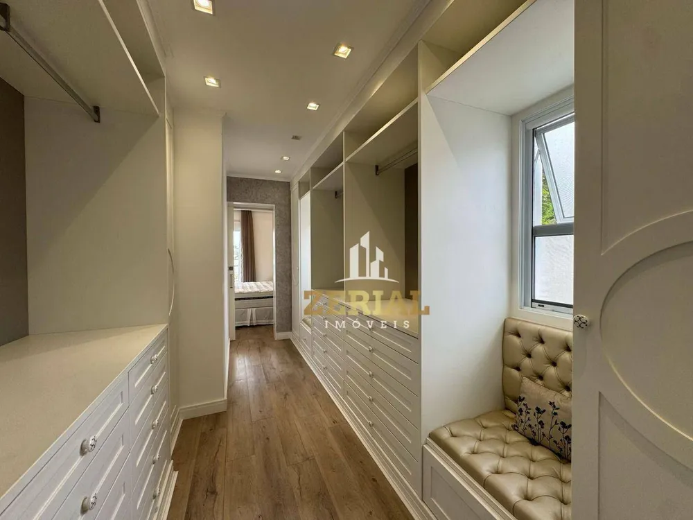 Sobrado, 4 quartos, 450 m² - Foto 1