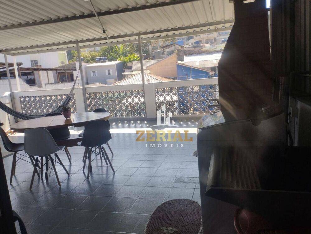 Sobrado, 3 quartos, 220 m² - Foto 1