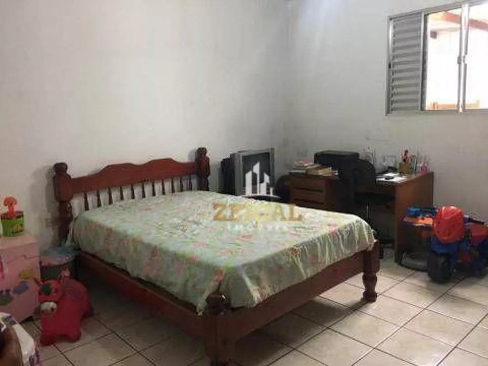 Casa, 3 quartos, 200 m² - Foto 11