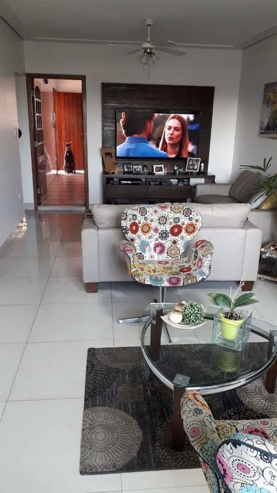 Casa, 3 quartos, 198 m² - Foto 4