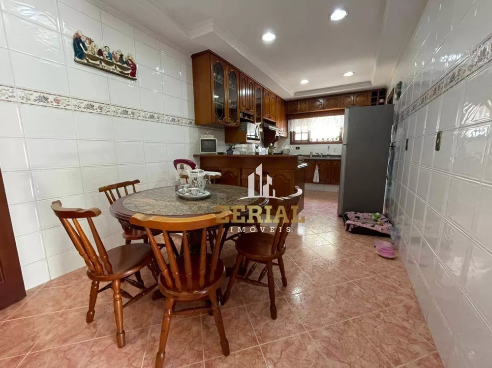 Sobrado à venda com 4 quartos, 350m² - Foto 8