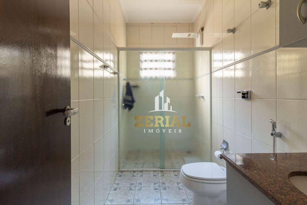 Casa à venda com 5 quartos, 350m² - Foto 1