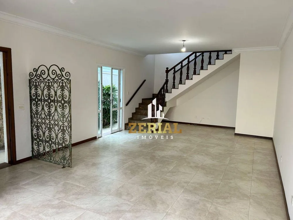 Sobrado, 3 quartos, 204 m² - Foto 1