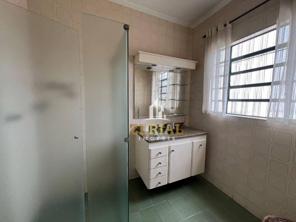 Sobrado à venda com 3 quartos, 228m² - Foto 7