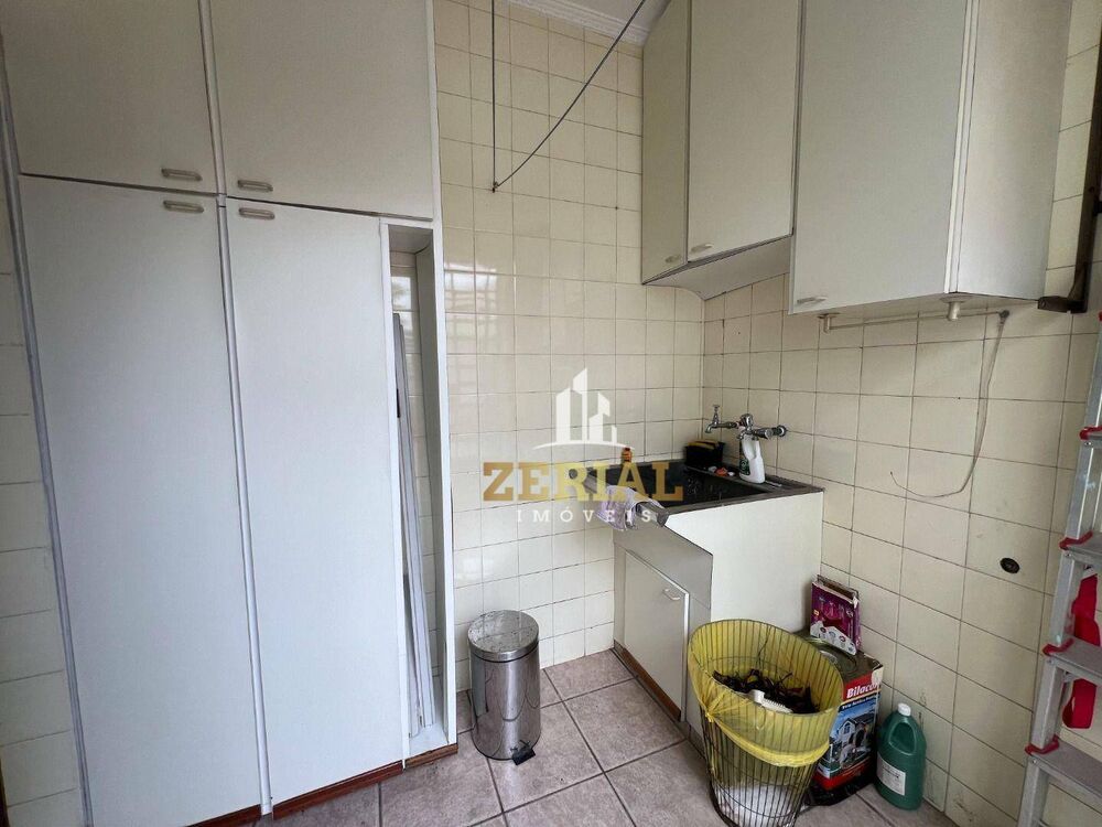 Sobrado à venda com 3 quartos, 228m² - Foto 2