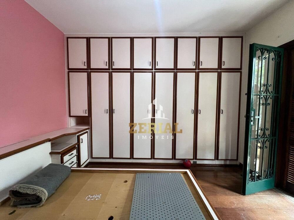 Sobrado à venda com 3 quartos, 228m² - Foto 4