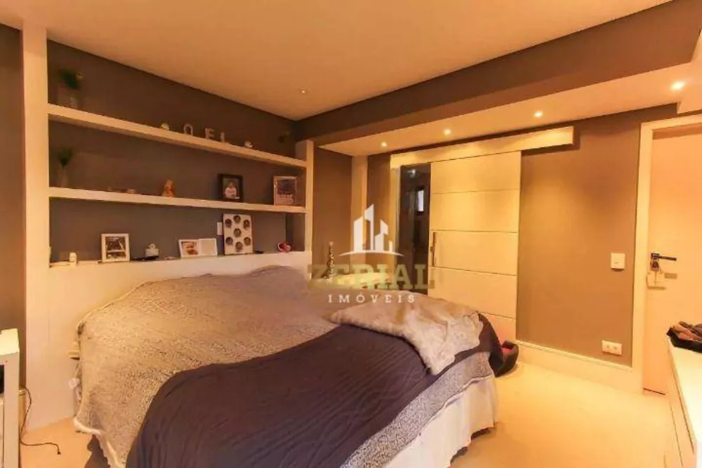 Apartamento, 3 quartos, 215 m² - Foto 1