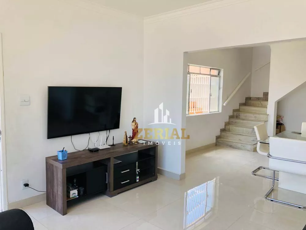 Sobrado à venda com 4 quartos, 190m² - Foto 4