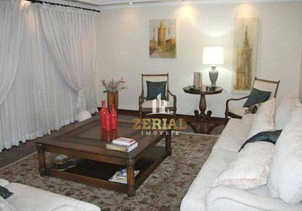 Sobrado à venda com 3 quartos, 780m² - Foto 1