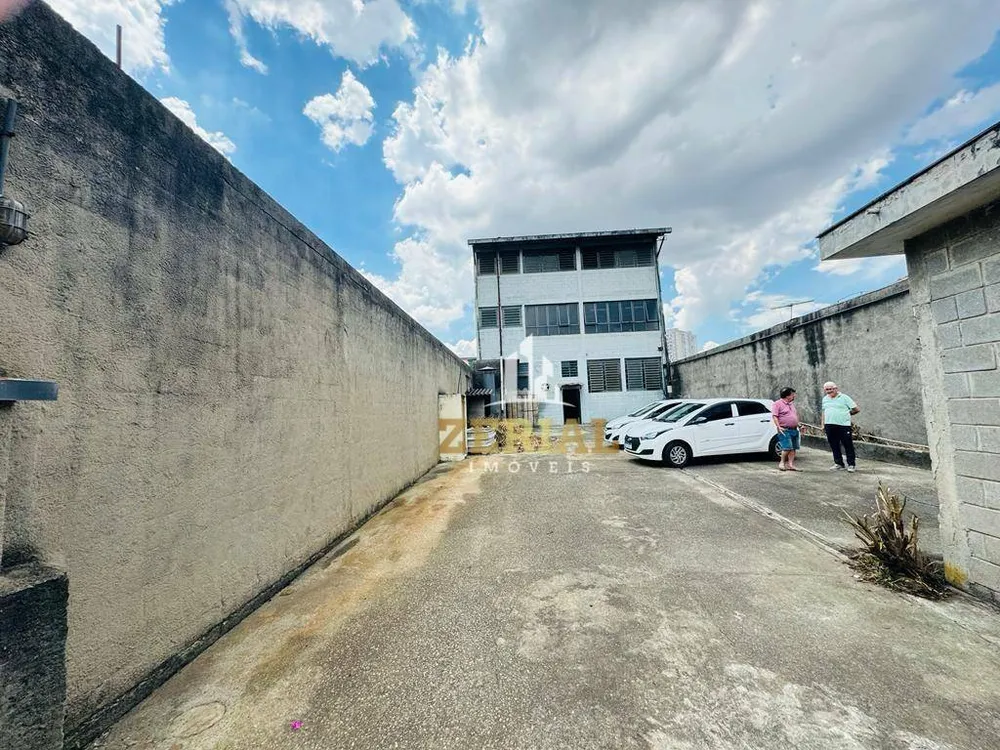 Depósito-Galpão, 740 m² - Foto 1