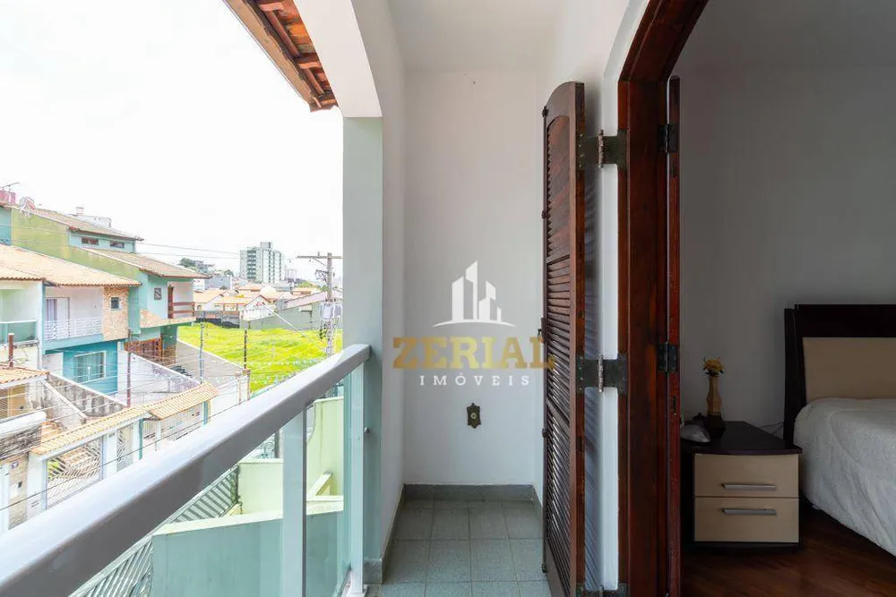 Casa, 3 quartos, 232 m² - Foto 2