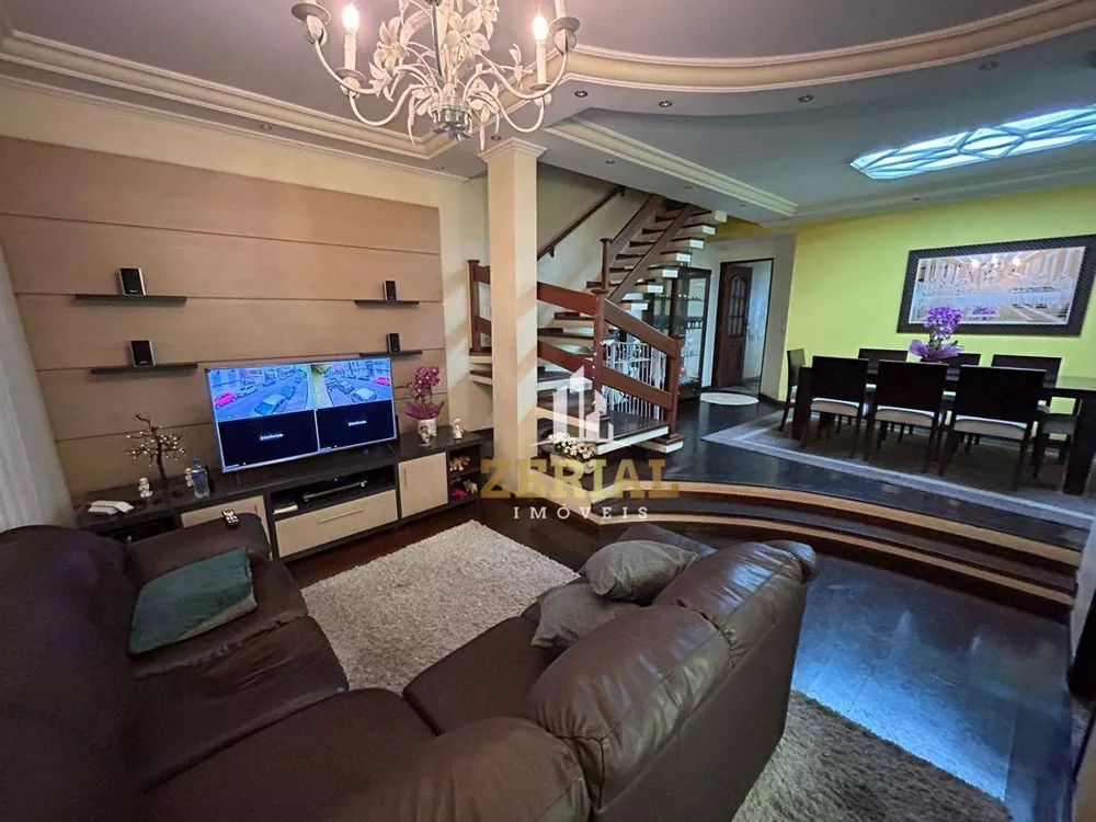 Sobrado, 4 quartos, 460 m² - Foto 1