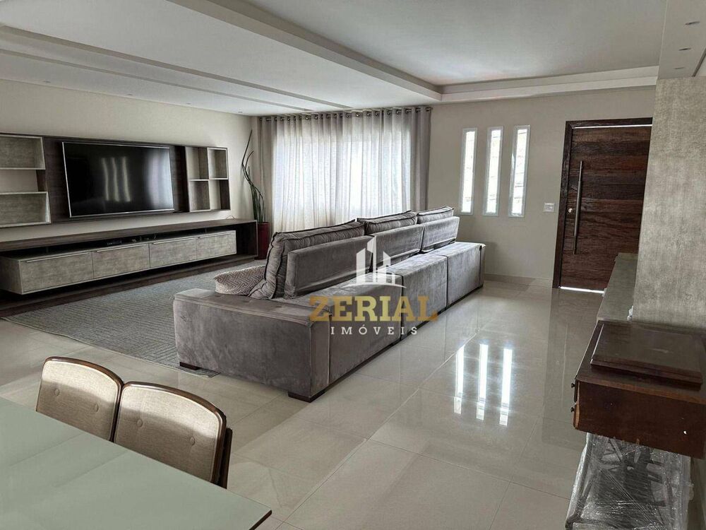 Sobrado à venda com 3 quartos, 307m² - Foto 1