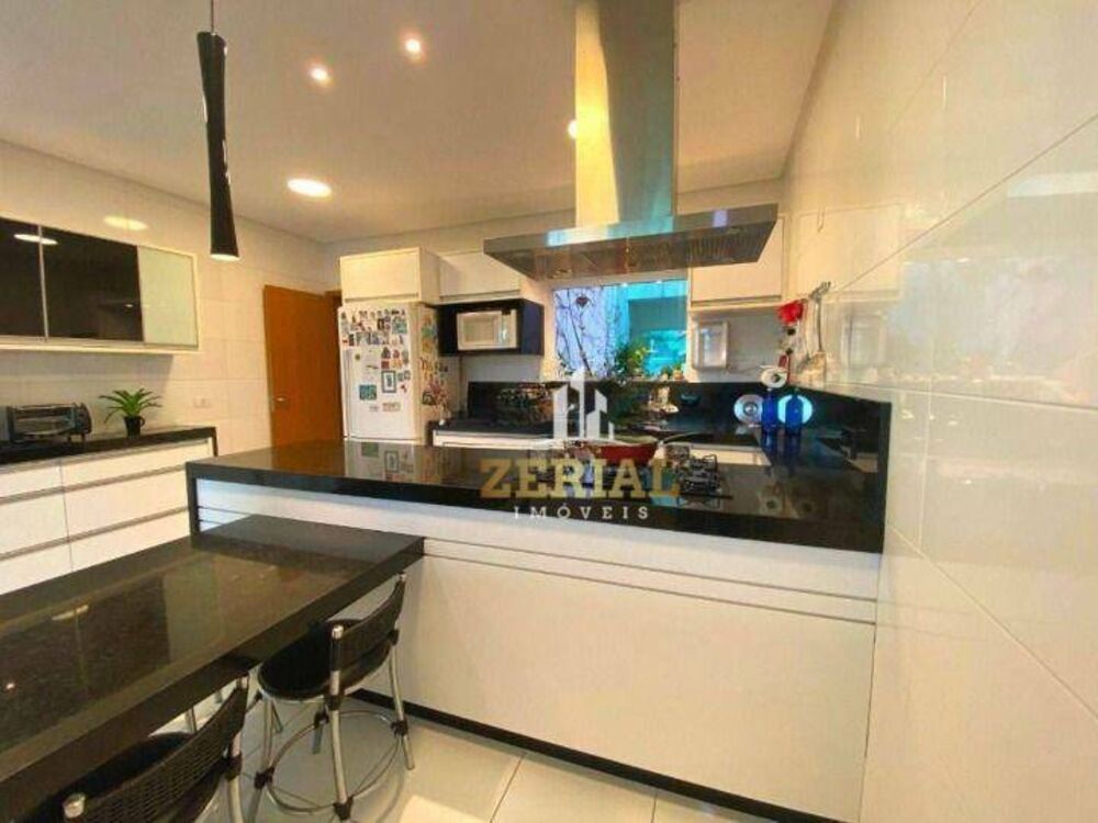 Sobrado à venda com 4 quartos, 287m² - Foto 2