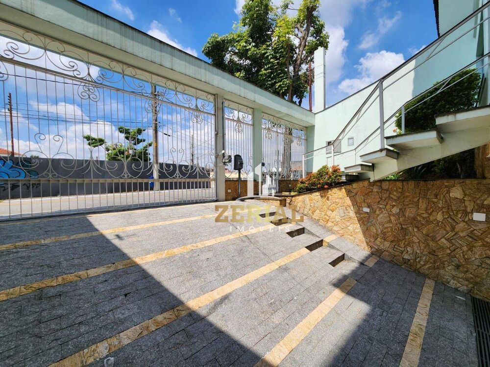 Sobrado, 3 quartos, 445 m² - Foto 2
