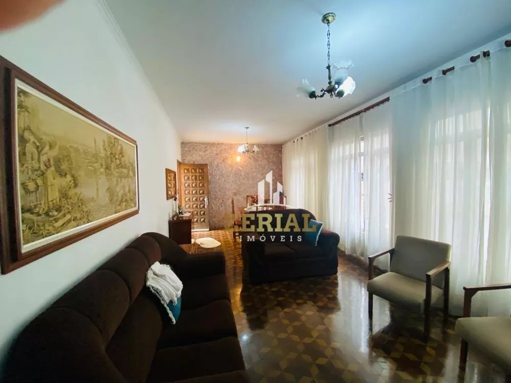 Casa à venda com 2 quartos, 180m² - Foto 1