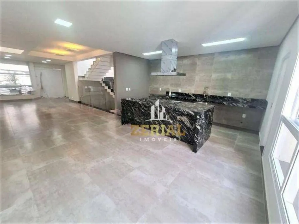 Sobrado, 3 quartos, 300 m² - Foto 1