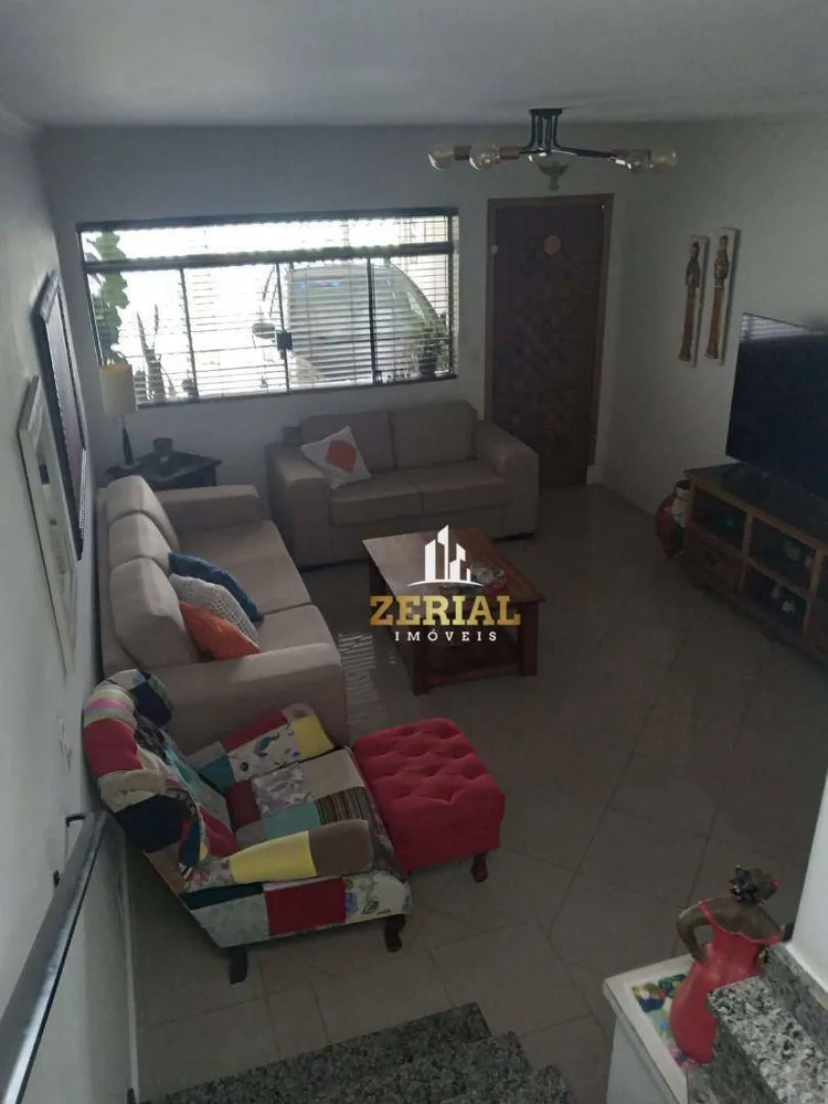 Sobrado, 3 quartos, 196 m² - Foto 1