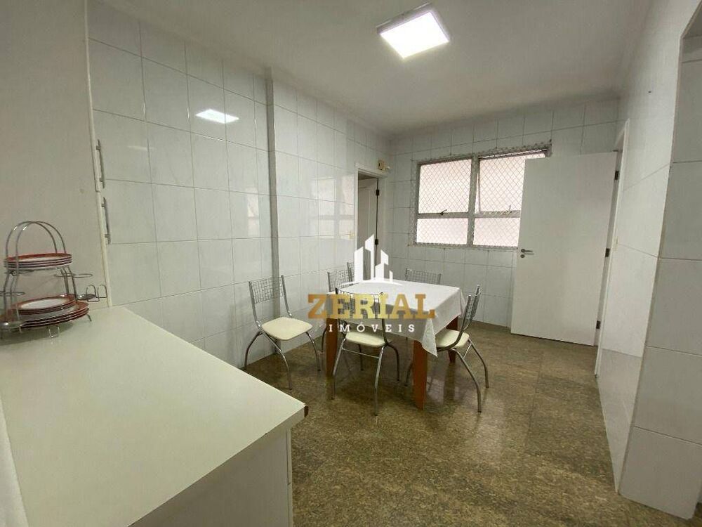 Apartamento à venda com 4 quartos, 180m² - Foto 2