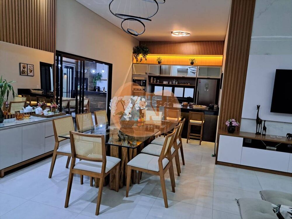 Casa, 3 quartos, 220 m² - Foto 1