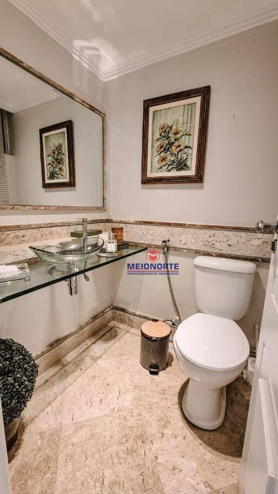 Apartamento à venda com 3 quartos, 180m² - Foto 4