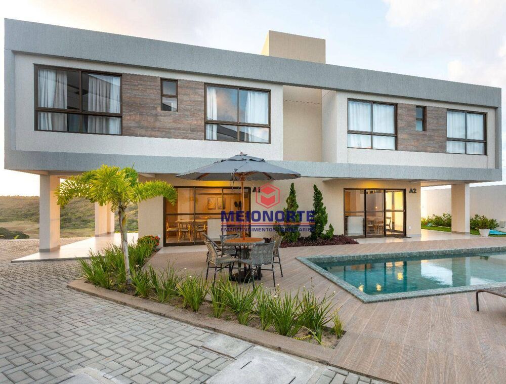 Casa de Condomínio à venda com 3 quartos, 300m² - Foto 2