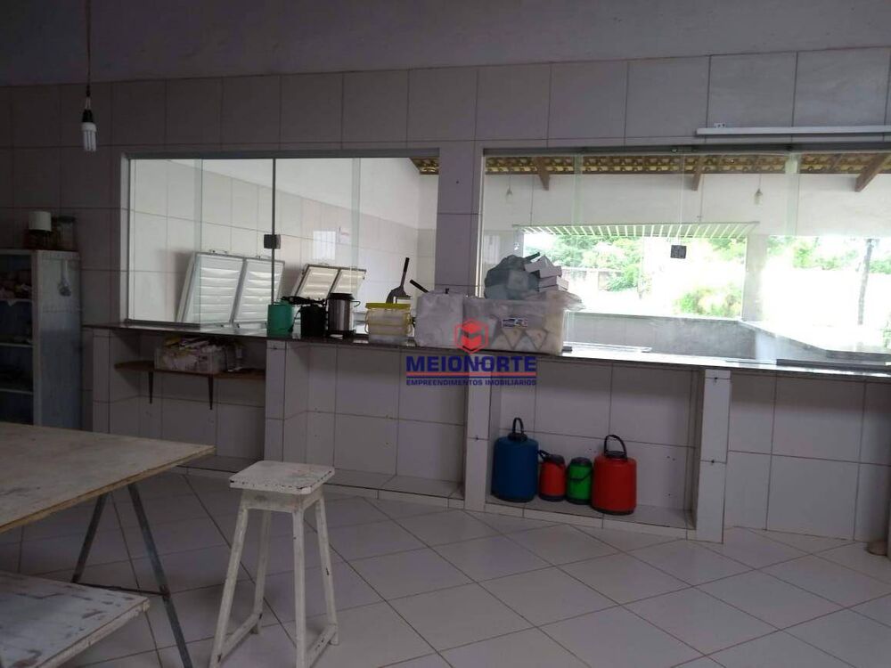 Casa à venda com 2 quartos, 1400m² - Foto 5