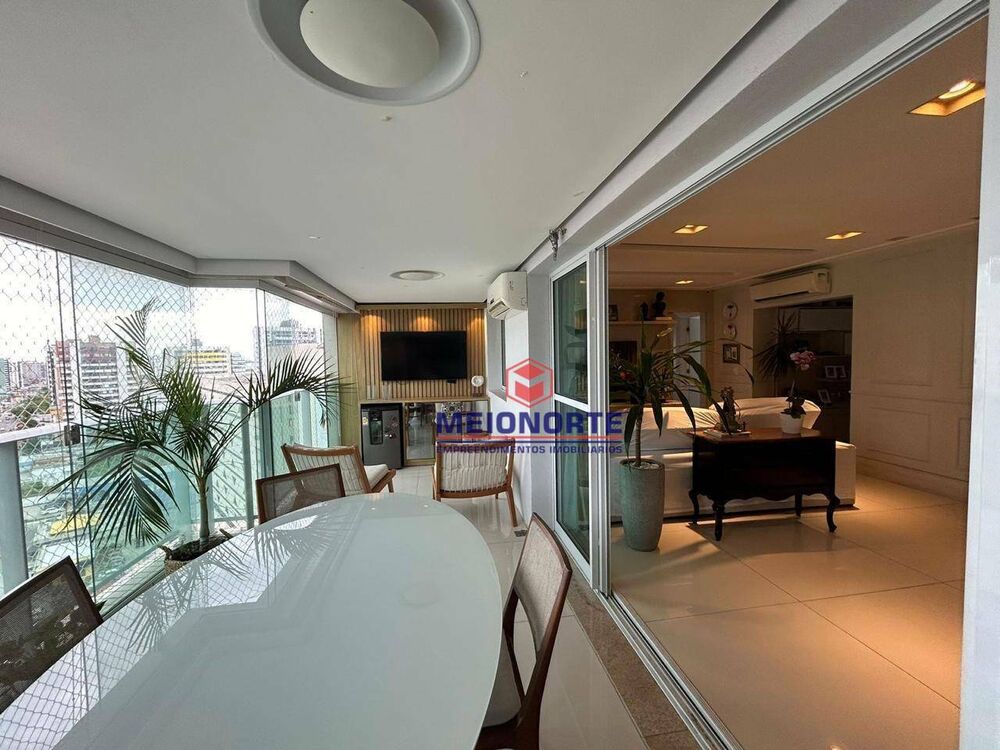 Apartamento à venda com 3 quartos, 142m² - Foto 1
