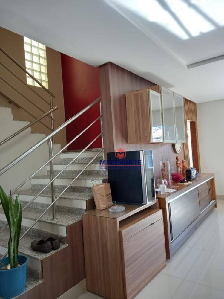 Casa, 4 quartos, 200 m² - Foto 1