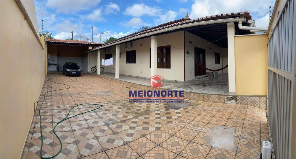Casa, 5 quartos, 300 m² - Foto 1