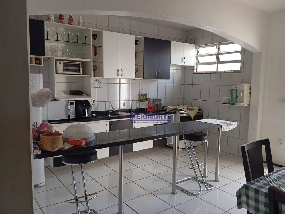 Casa, 3 quartos, 190 m² - Foto 2