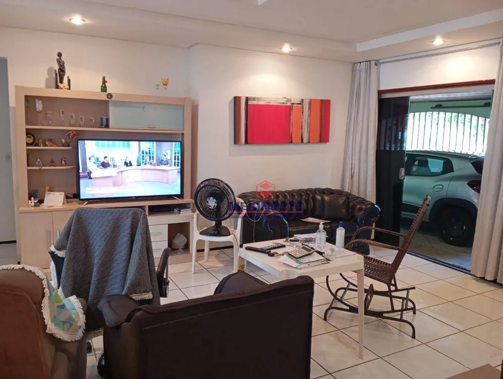 Casa, 3 quartos, 190 m² - Foto 12