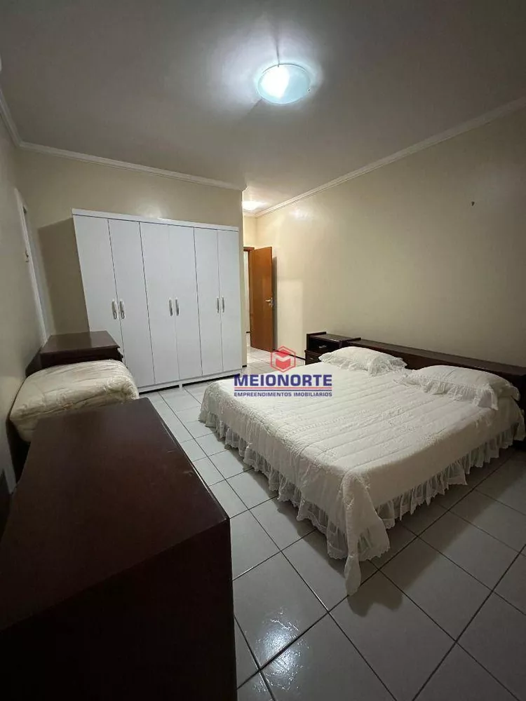 Casa de Condomínio à venda com 3 quartos, 200m² - Foto 3