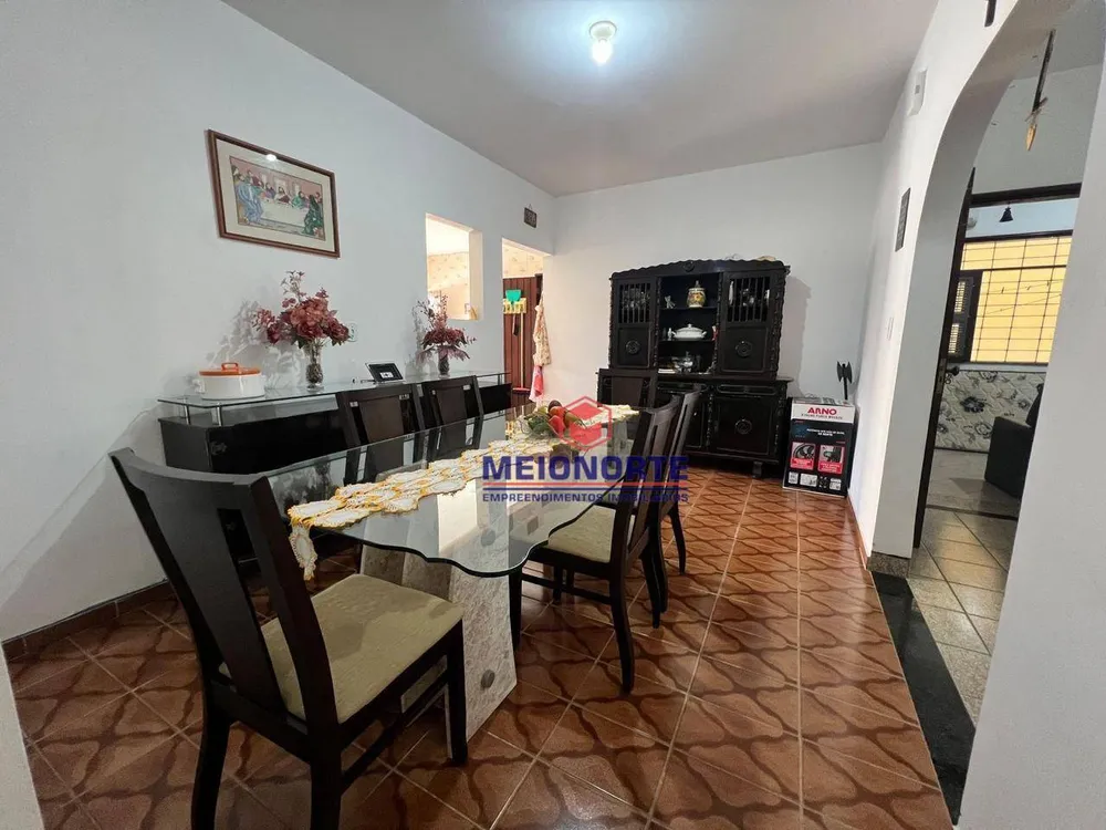 Casa, 3 quartos, 200 m² - Foto 4
