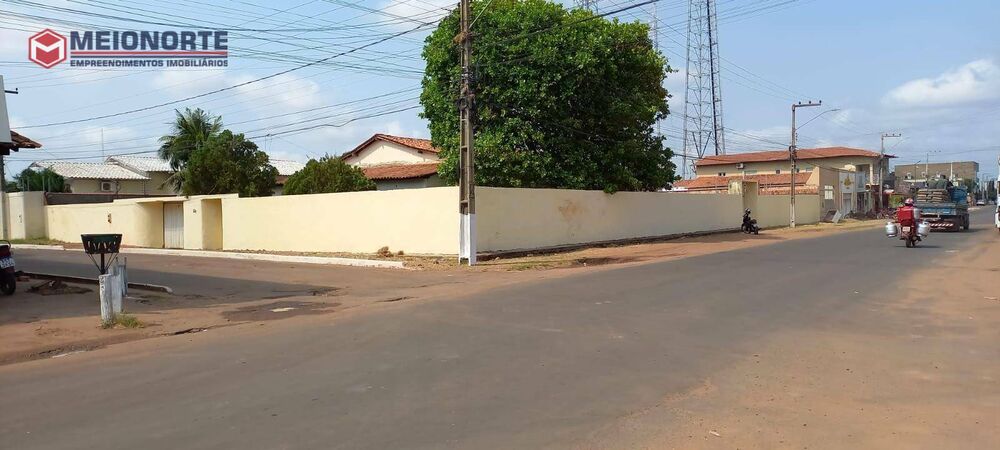 Casa para alugar com 3 quartos, 200m² - Foto 3