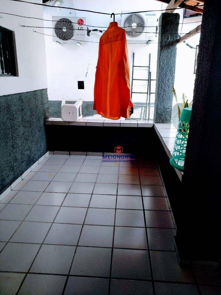 Casa, 3 quartos, 290 m² - Foto 2