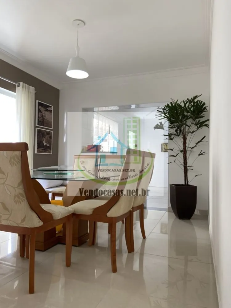 Casa, 3 quartos, 147 m² - Foto 1