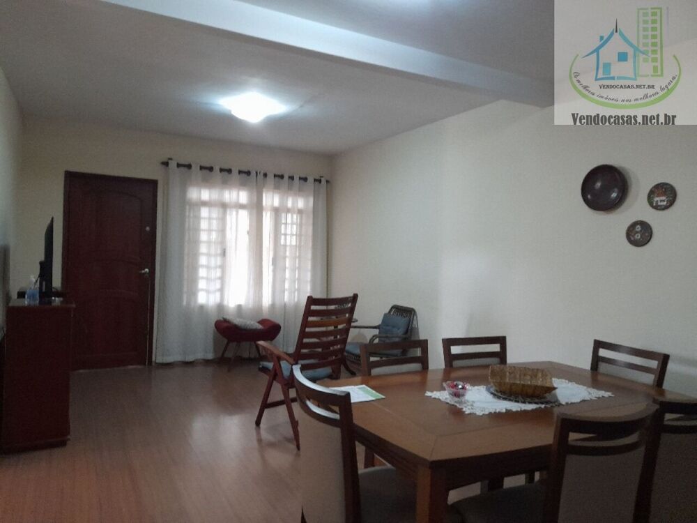 Casa à venda com 3 quartos, 90m² - Foto 3