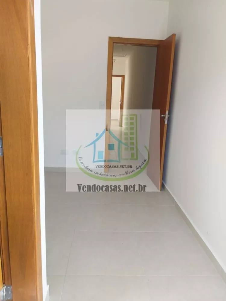 Casa à venda com 3 quartos, 85m² - Foto 2