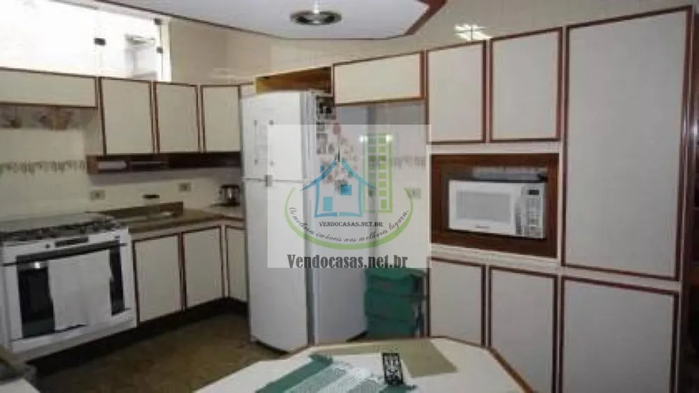Casa, 4 quartos, 180 m² - Foto 10