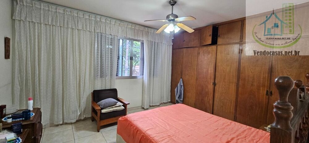 Casa, 4 quartos, 324 m² - Foto 2