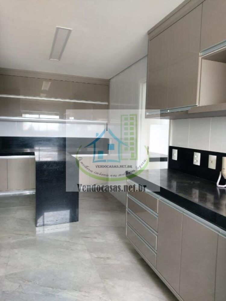 Apartamento, 3 quartos, 156 m² - Foto 1