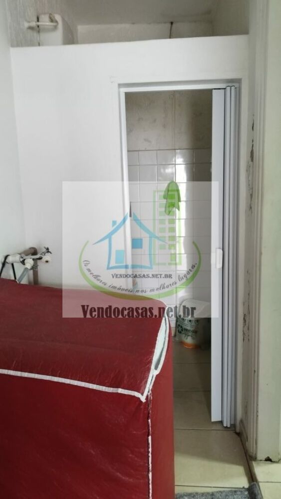 Casa à venda com 3 quartos, 110m² - Foto 4