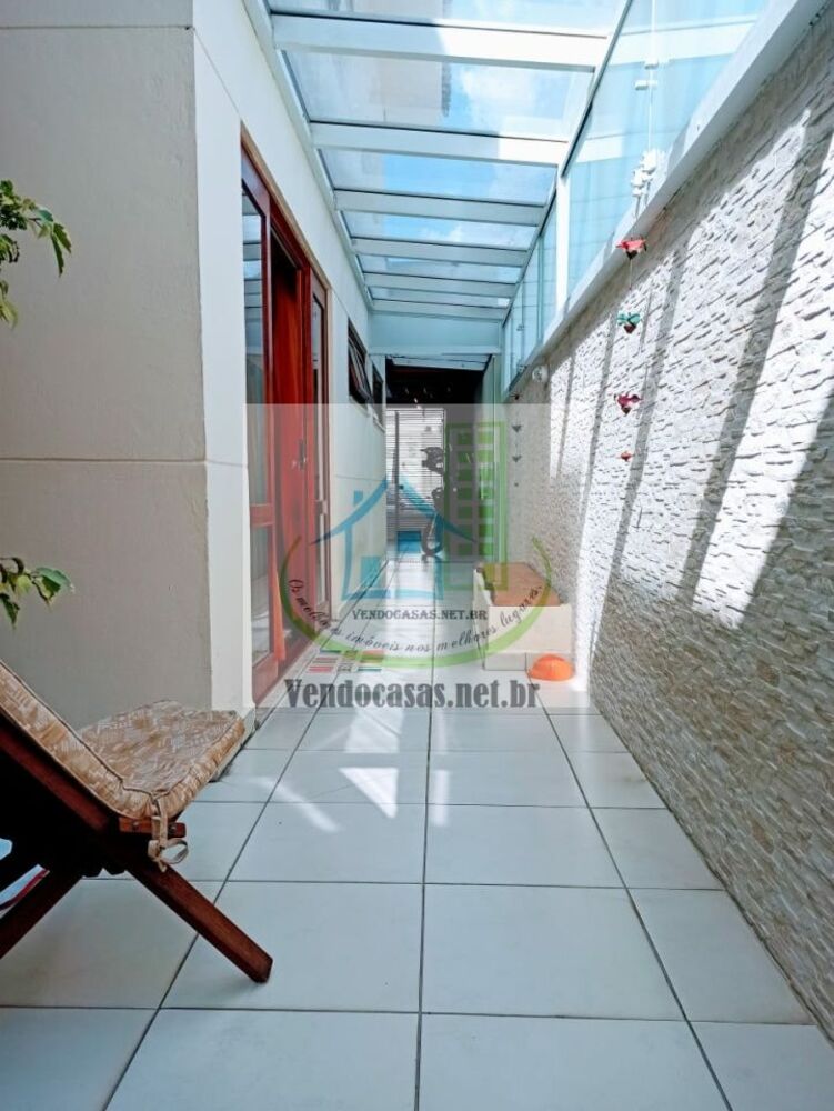Casa, 3 quartos, 180 m² - Foto 1