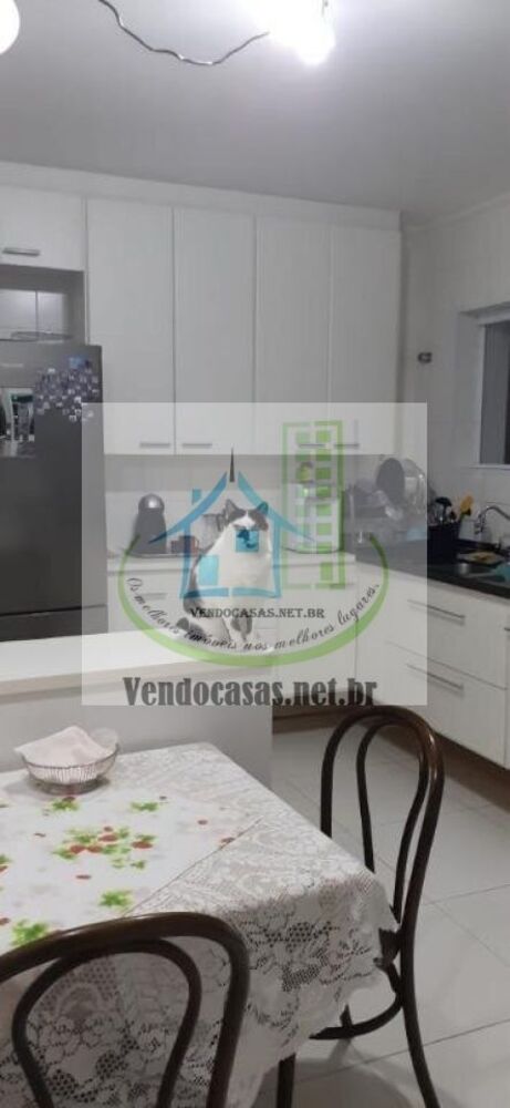 Casa, 4 quartos, 200 m² - Foto 4