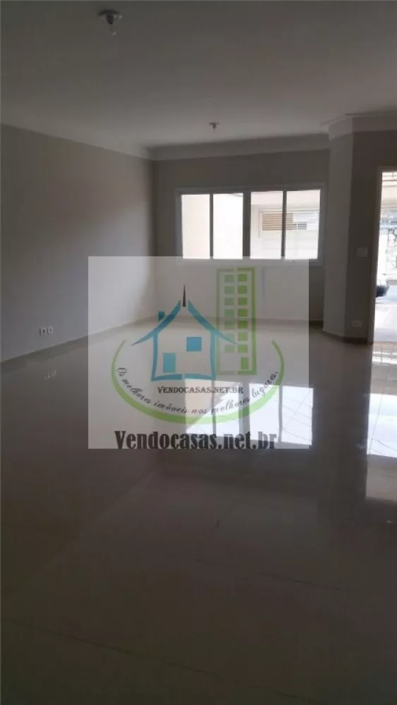 Casa à venda com 3 quartos, 157m² - Foto 4