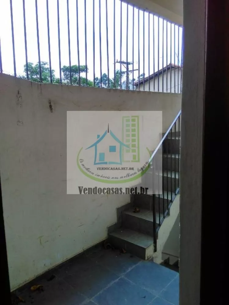 Casa à venda com 3 quartos, 140m² - Foto 1