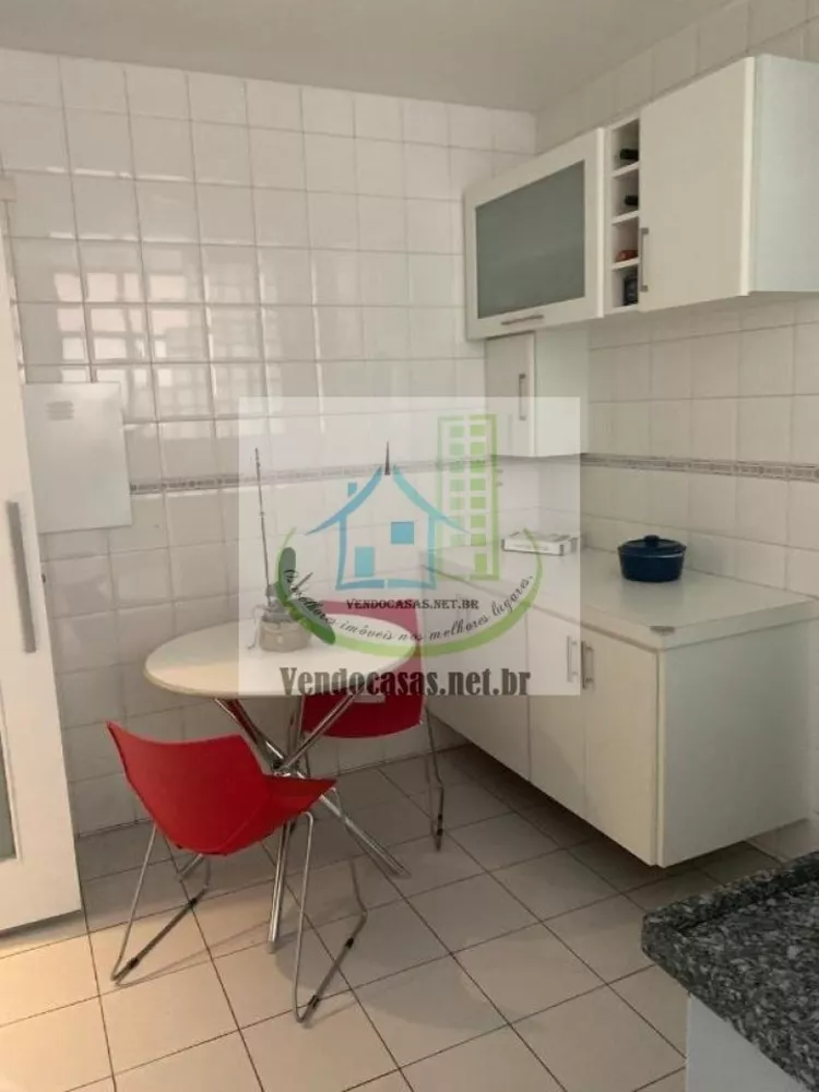 Apartamento à venda com 2 quartos, 64m² - Foto 13