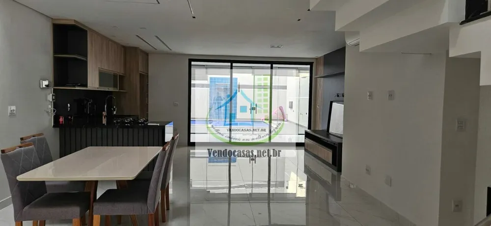 Casa, 4 quartos, 245 m² - Foto 18