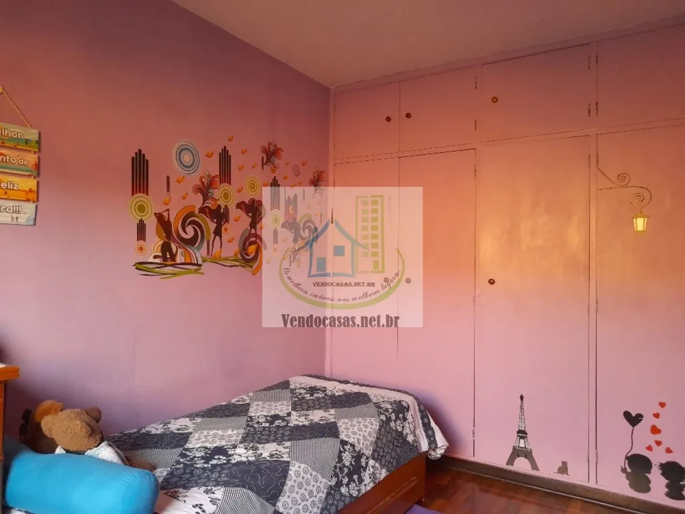 Casa, 3 quartos, 325 m² - Foto 1